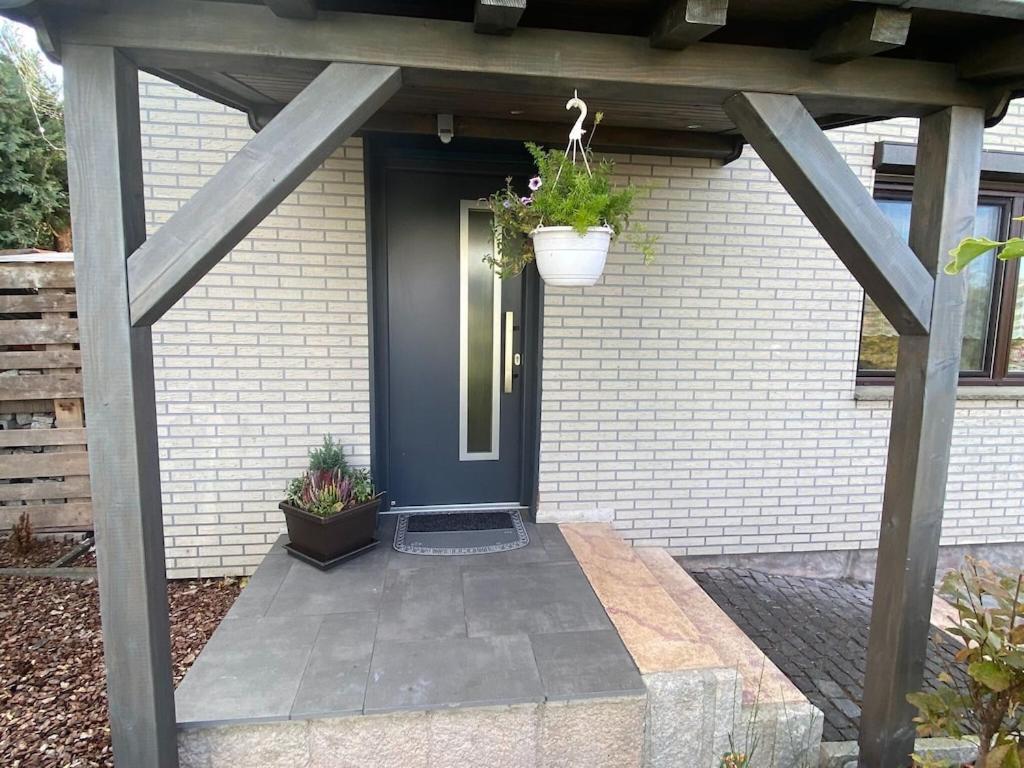 Modern Apartment in Waltershausen with Parking Exterior foto